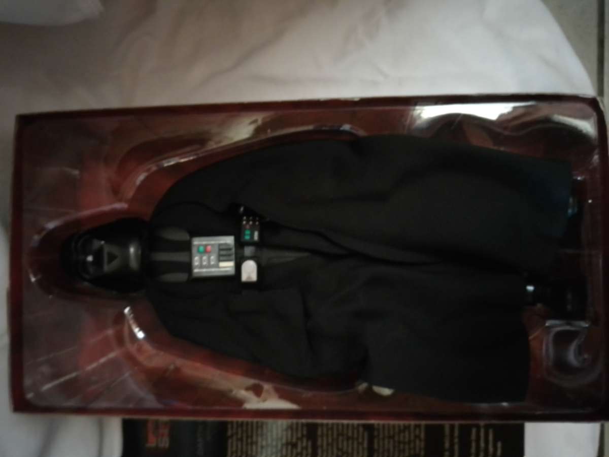 Darth Vader Sith Lord 1/6 Scale Star Wars Episode IV Sideshow Collectible Figure