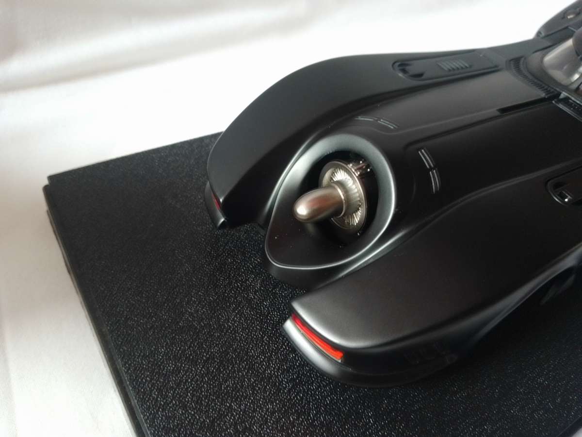 Hot wheels - Batmobile 1989 movie masterpiece 1:18 scale, diecast