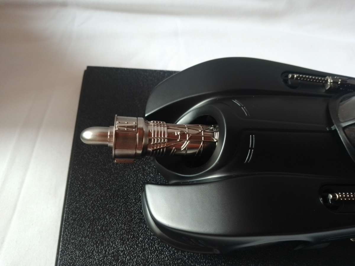 Hot wheels - Batmobile 1989 movie masterpiece 1:18 scale, diecast