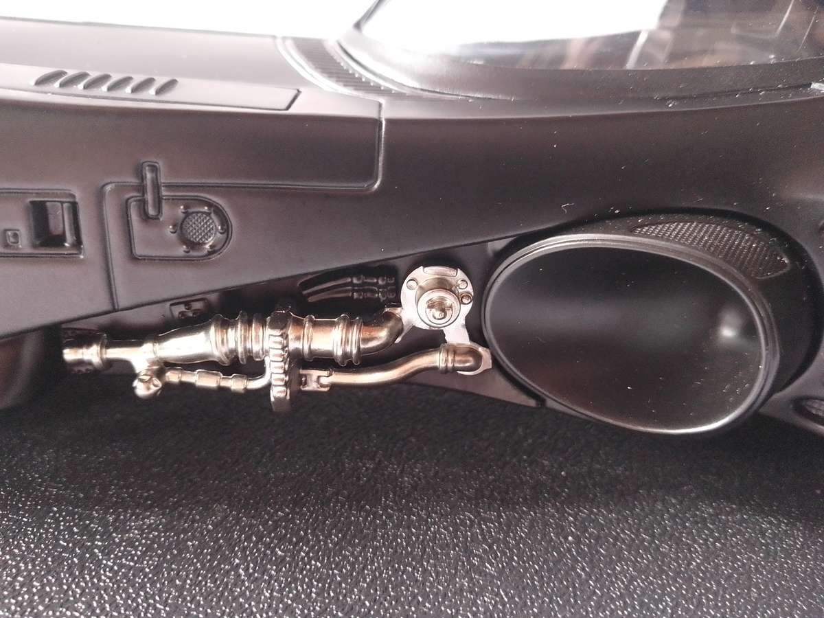 Hot wheels - Batmobile 1989 movie masterpiece 1:18 scale, diecast