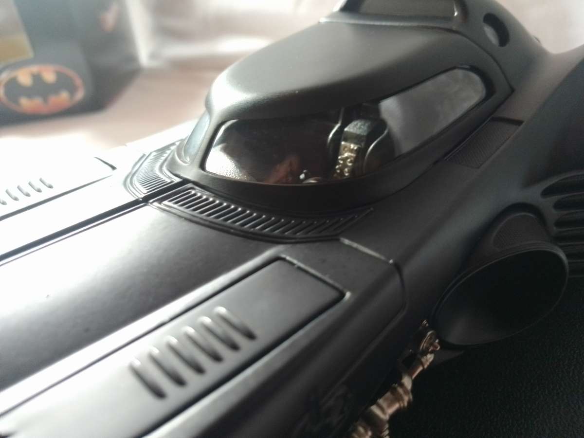 Hot wheels - Batmobile 1989 movie masterpiece 1:18 scale, diecast