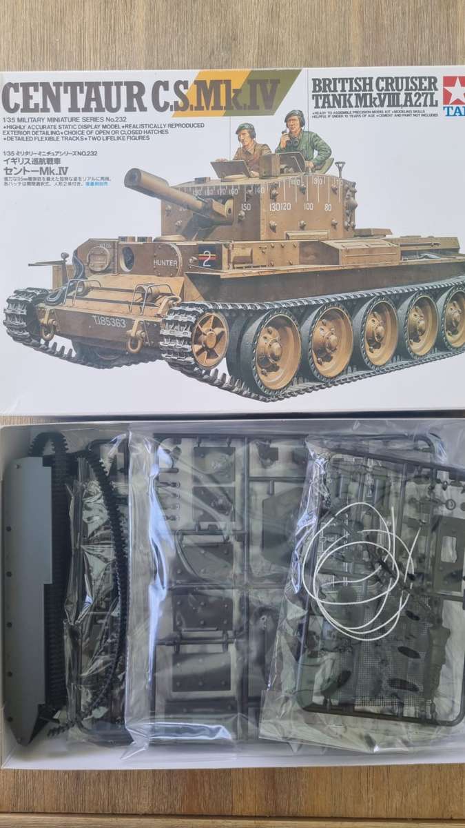 Tamiya Centaur C.S. Mk.IV British Cruiser Tank Mk.VIII A27L.