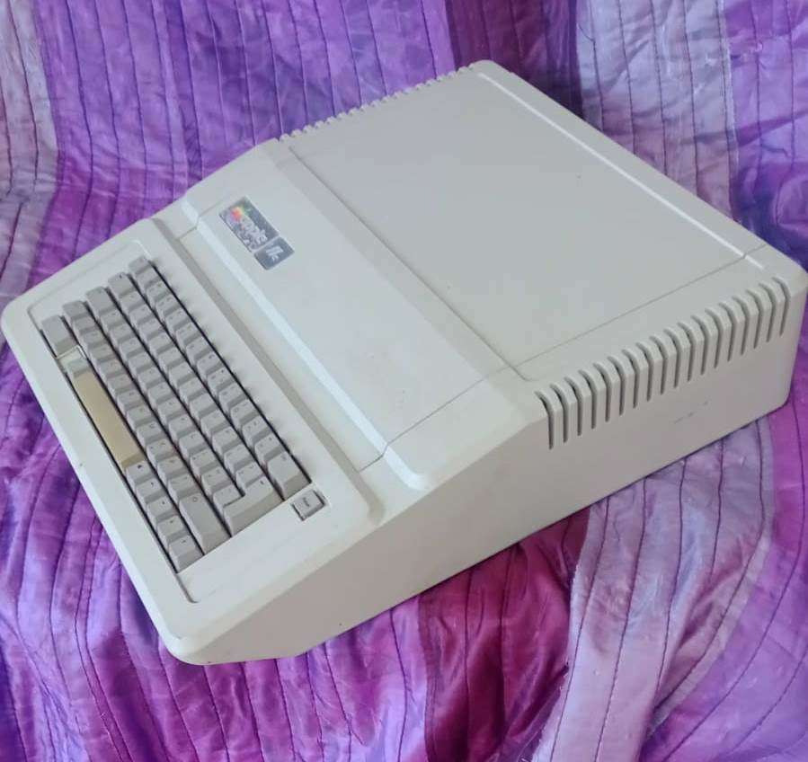 Apple IIe vintage computer