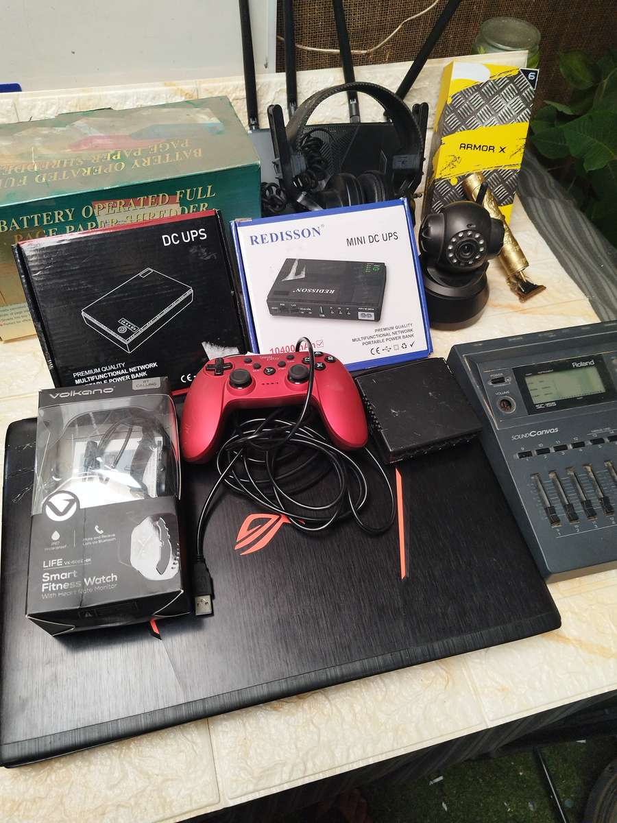 Lot of untested electronics