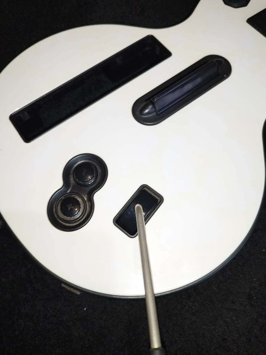 Nintendo wii guitar hero guitar