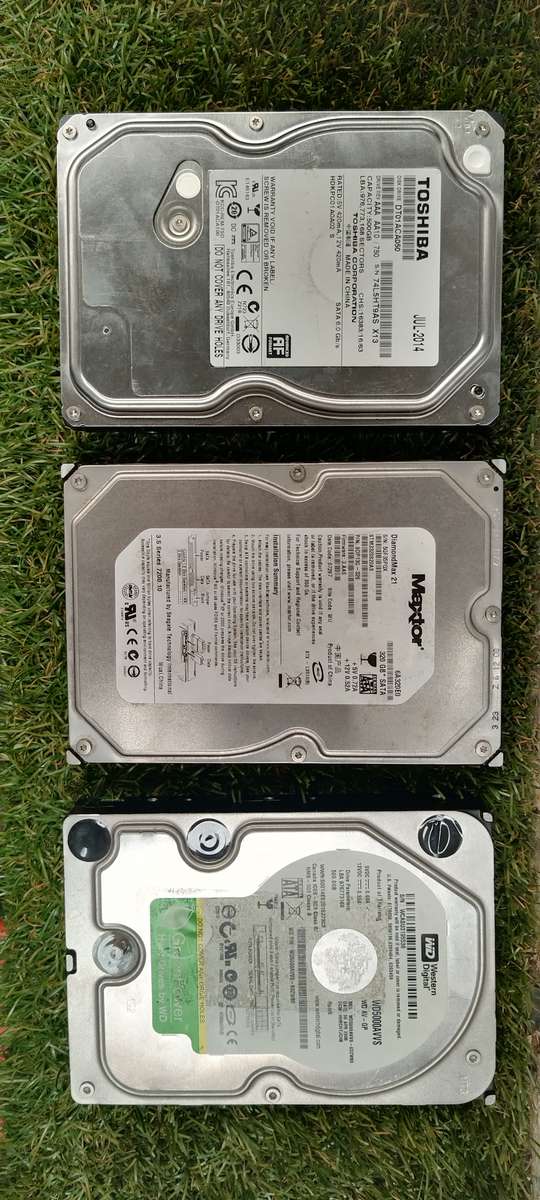 Lot of Three 3.5 Sata drives (working)