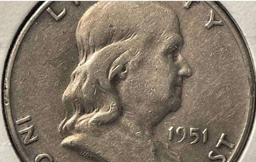 1951 FRANKLIN HALF DOLLAR 50C SILVER COIN 0.90%