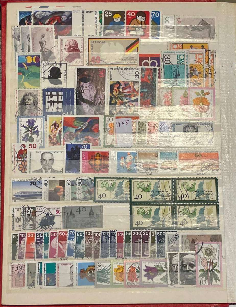 GERMANY BUNDES POST FROM 1964 TO 1975 SINGLES NOT COMPLETE