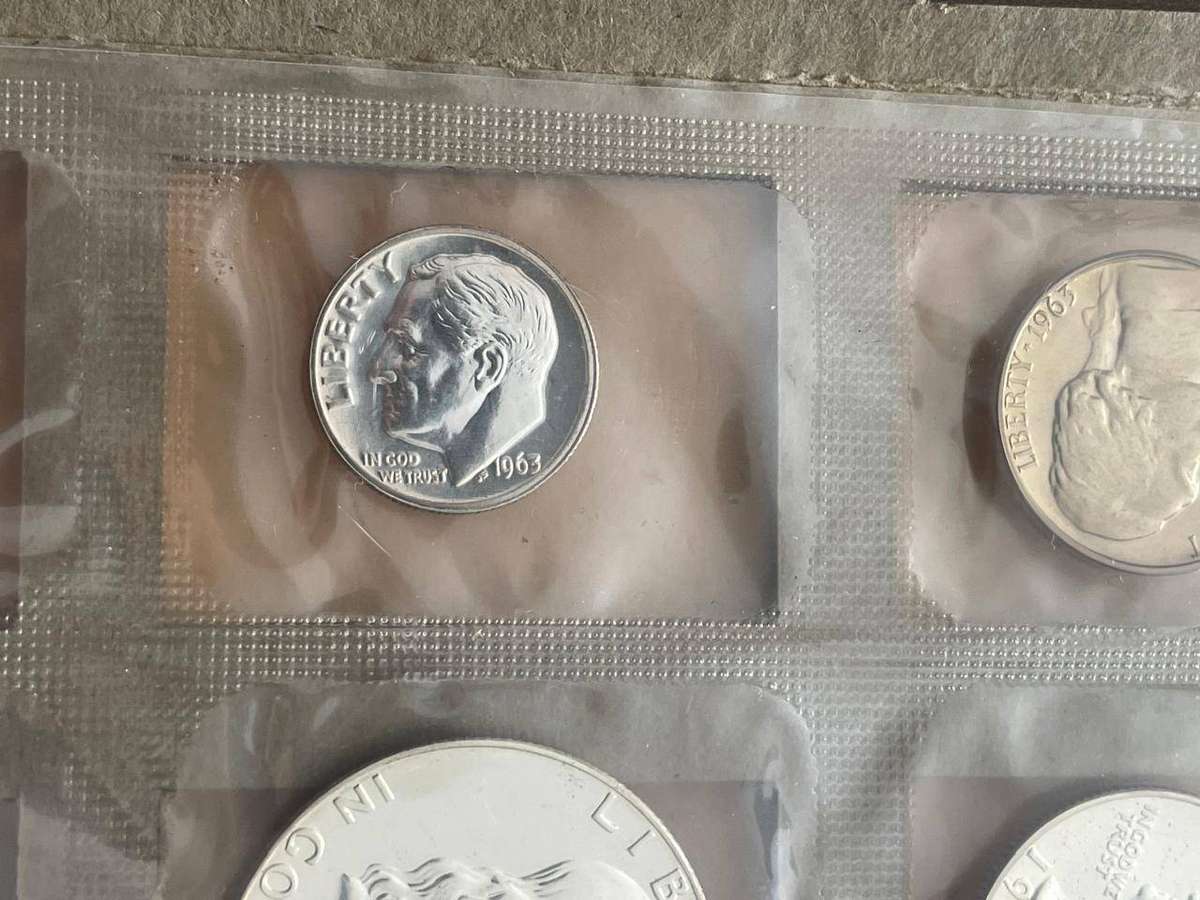 USA 1963 PROOF SILVER COIN SET IN US MINT BOX WITH SEALED COINS