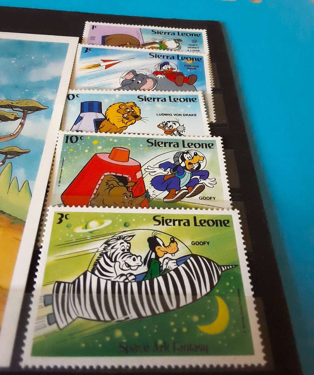 DISNEY STAMPS- Space Ark Fantasy SET- MINT