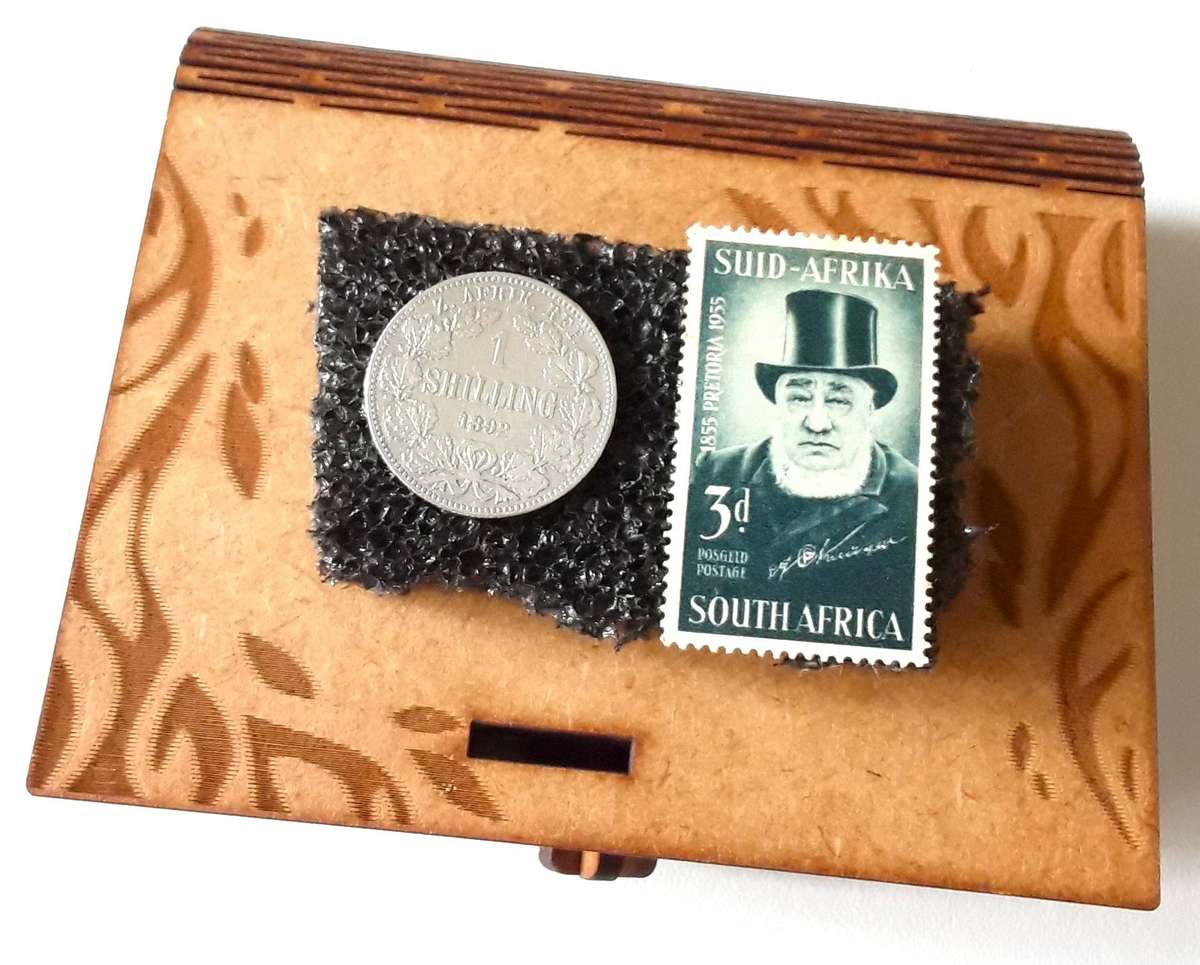 1892 ZAR 1 SHILLING- SILVER with mint Stamp in GIFT box. Excellent condition. In case. See Photos