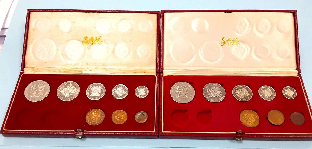 X2 1977 PROOF SETS in original SAM Box with Nickle R1 coin. NO SILVER. NO GOLD. Nickle R1