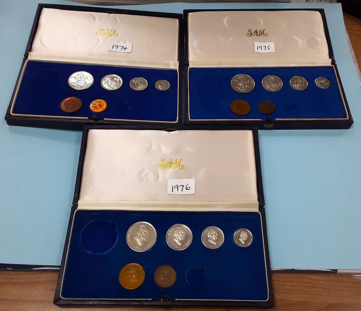 1974, 1975, 1976 Incomplete PROOF Sets. Excellent condition. See Photos. ALL for 1 bid.