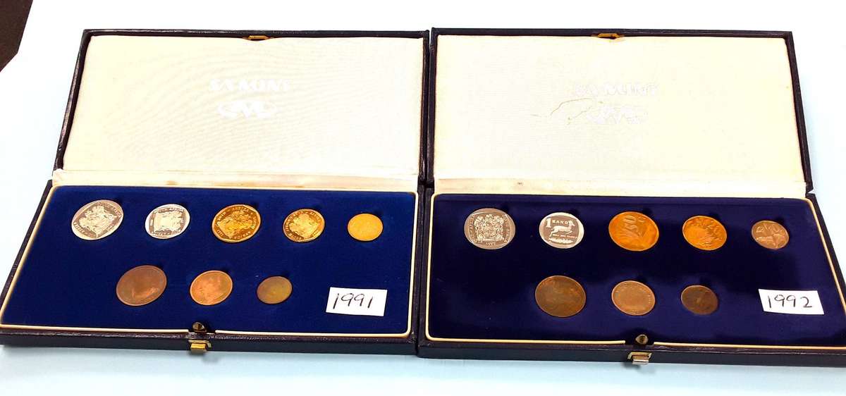 PROOF COIN SETS- 1991 & 1992 Proof sets in Original SAM Box. FULL Sets.Both for 1 bid. Mirror finish