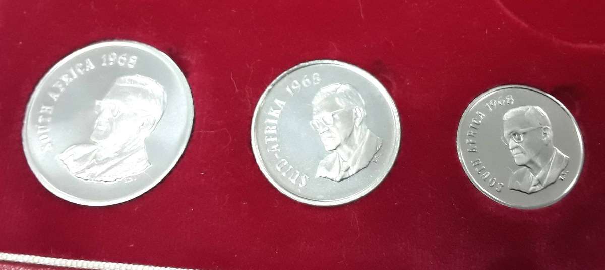 1968 Incomplete CR Swart PROOF SET in original SAM box. SAM inverted. Mirror finish. See photos