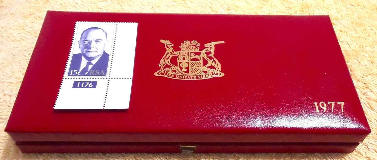 1977 PROOF SET in Original SAM Box. NO Silver. NO Gold. Nickle R1. Mint PM stamp. See photos