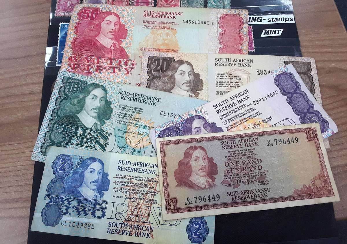 SOUTH AFRICA- Unique blend of Stamps, Coins & Notes. Full Set of Notes.