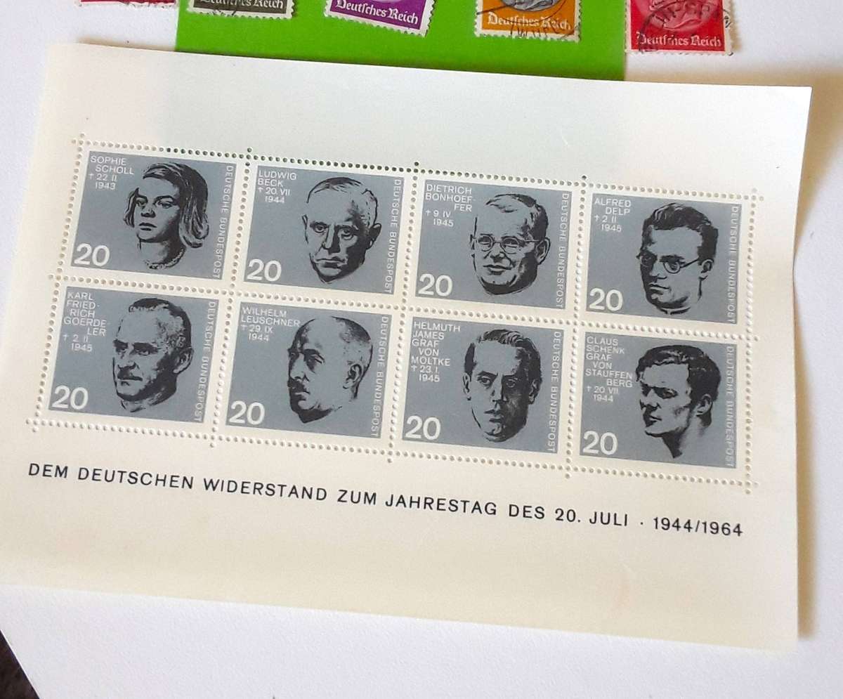 GERMANY- Stamps and MINT mini sheet