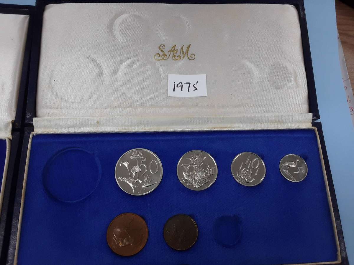 1974, 1975, 1976 Incomplete PROOF Sets. Excellent condition. See Photos. ALL for 1 bid.