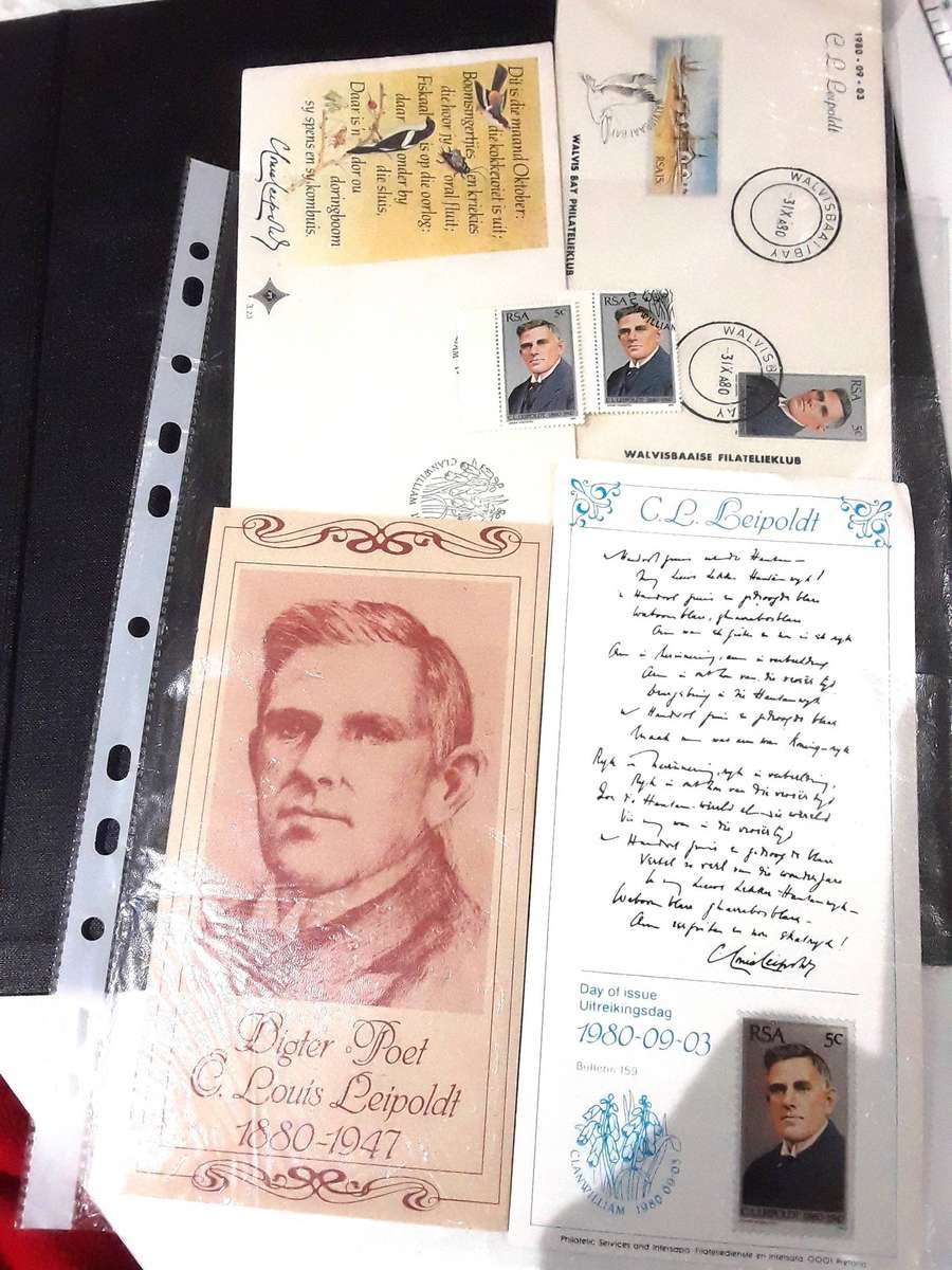 FDC's with mini sheets and stamps in ring file. Please see photos.