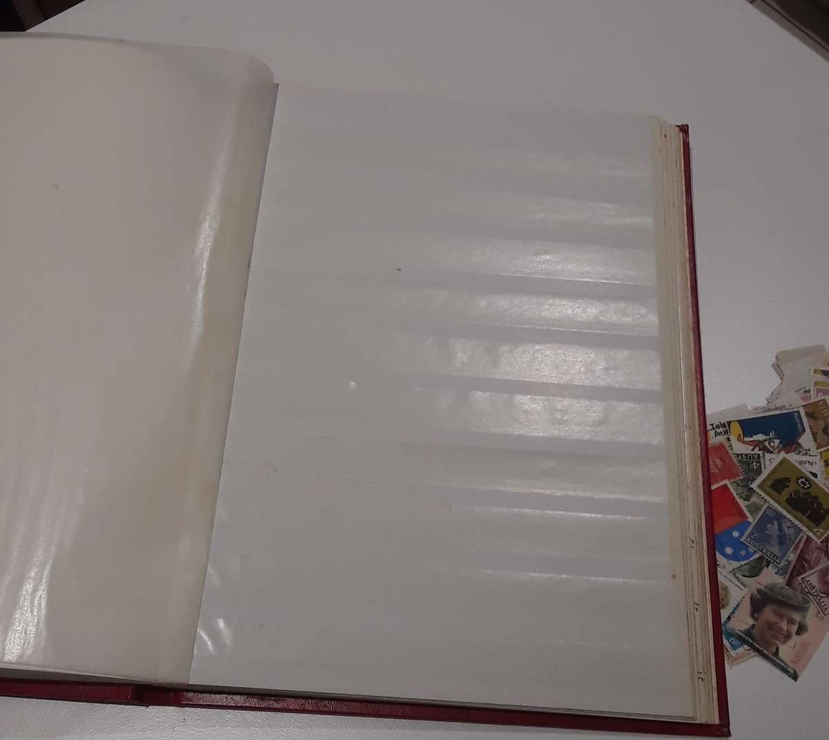 16 SIDE EMPTY ALBUM with Australia stamps.Some pages gum stained.See photos.Money back guarantee.