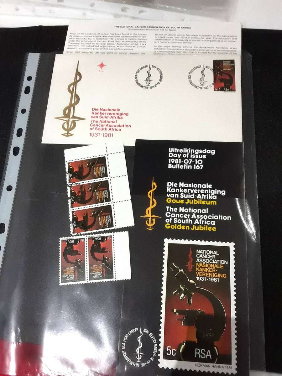 FDC's with mini sheets and stamps in ring file. Please see photos.