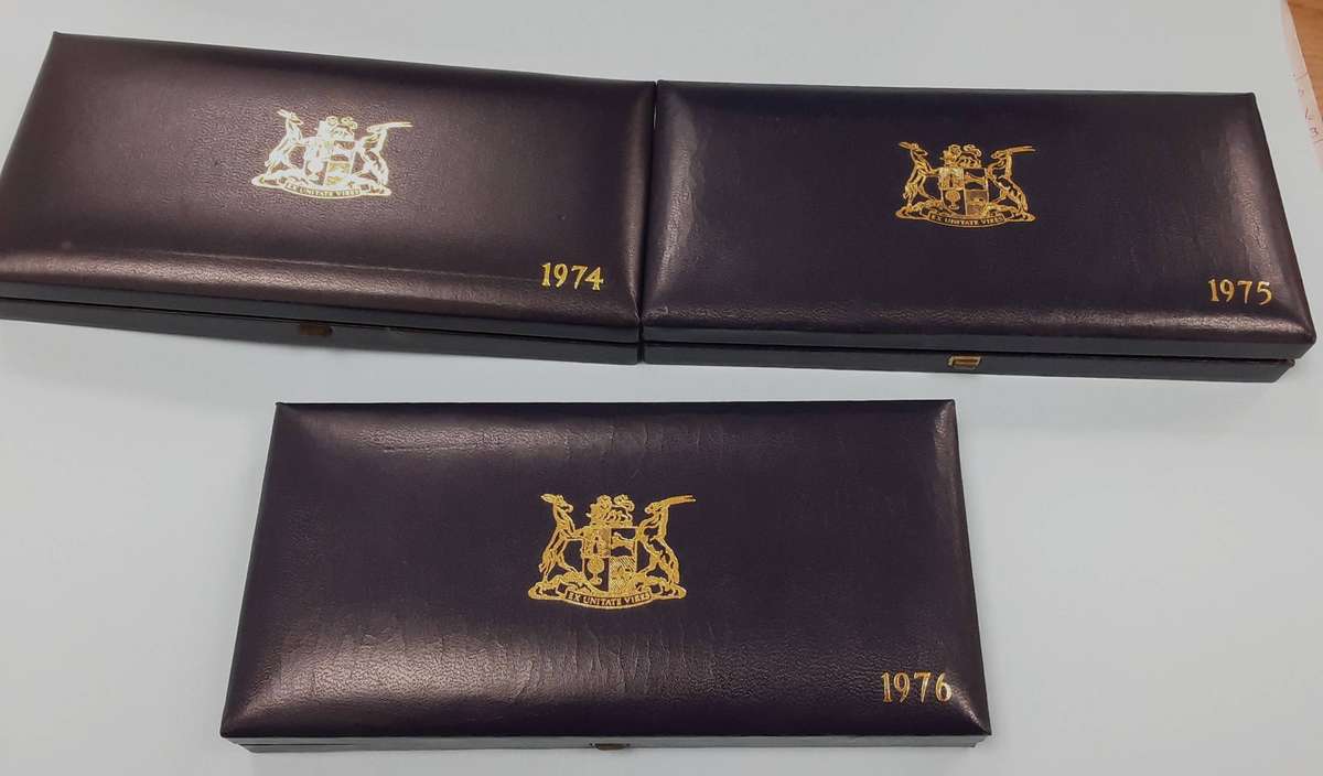 1974, 1975, 1976 Incomplete PROOF Sets. Excellent condition. See Photos. ALL for 1 bid.