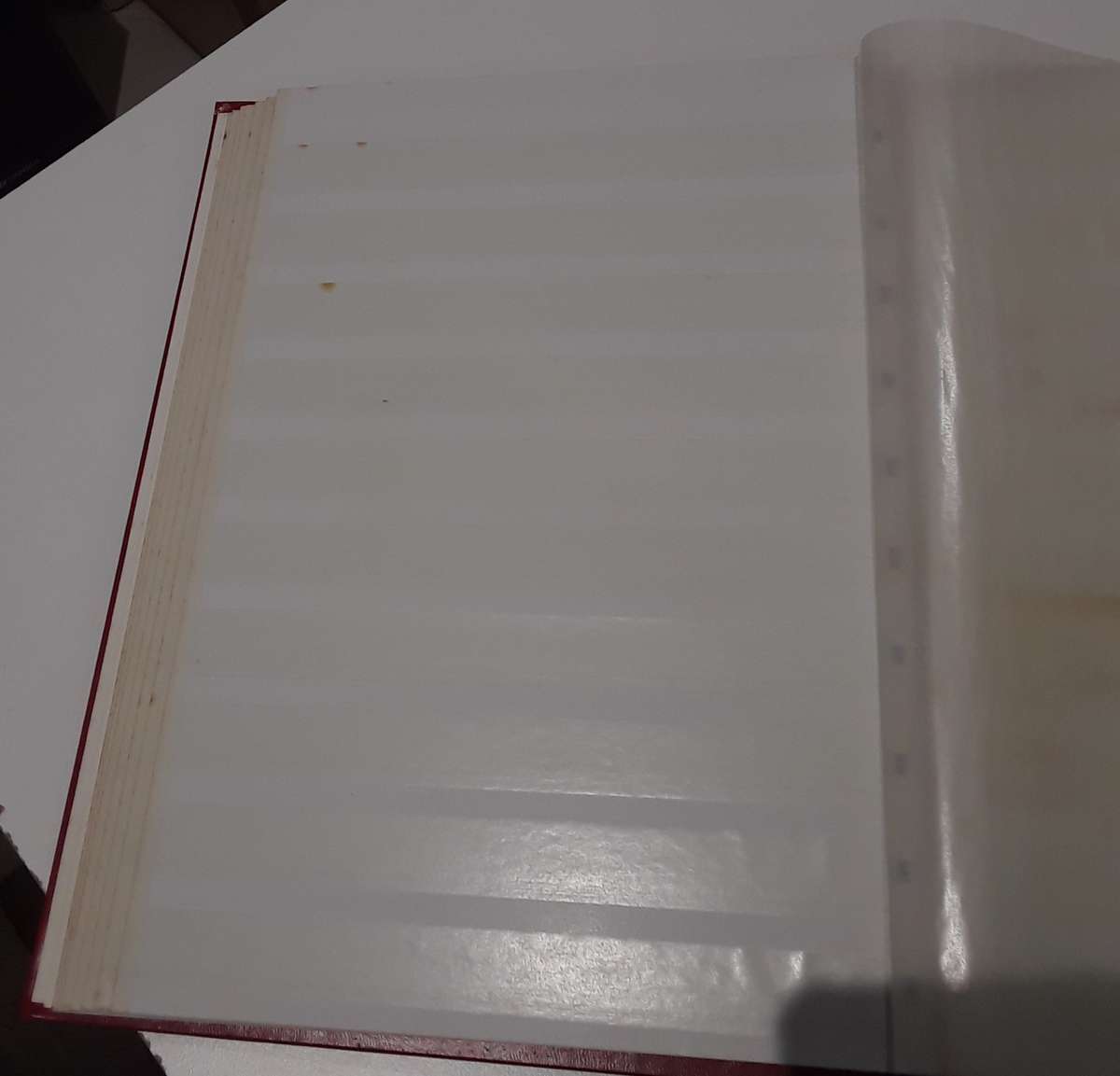 16 SIDE EMPTY ALBUM with Australia stamps.Some pages gum stained.See photos.Money back guarantee.