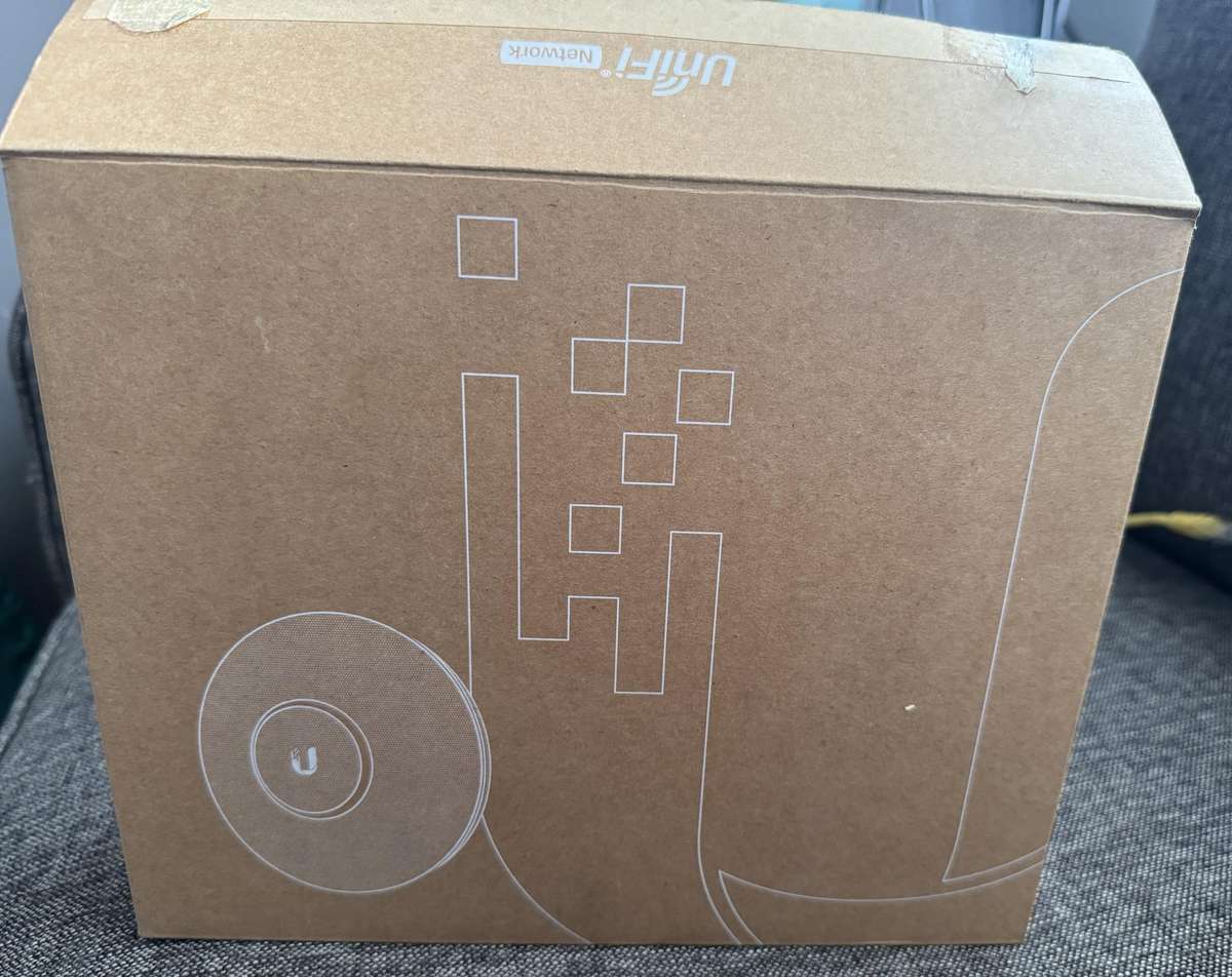 Ubiquiti UniFi UAP-LR Access Points  Used, Fully Working