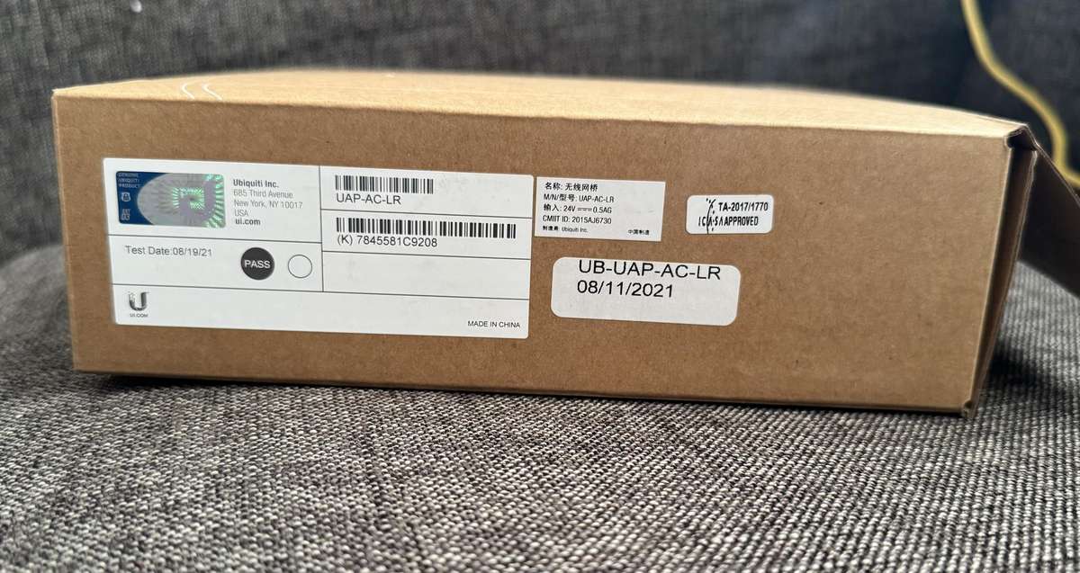 Ubiquiti UniFi UAP-LR Access Points  Used, Fully Working