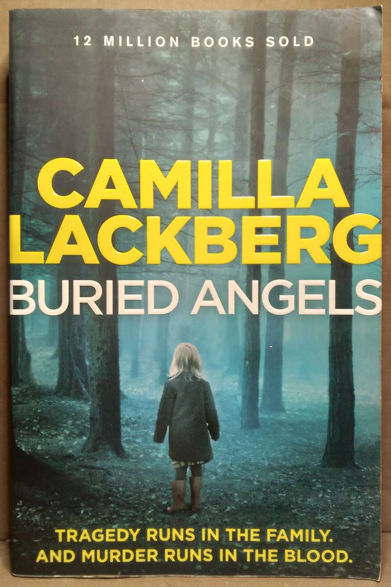Buried Angels - Camilla Lackberg (Large Papeback)