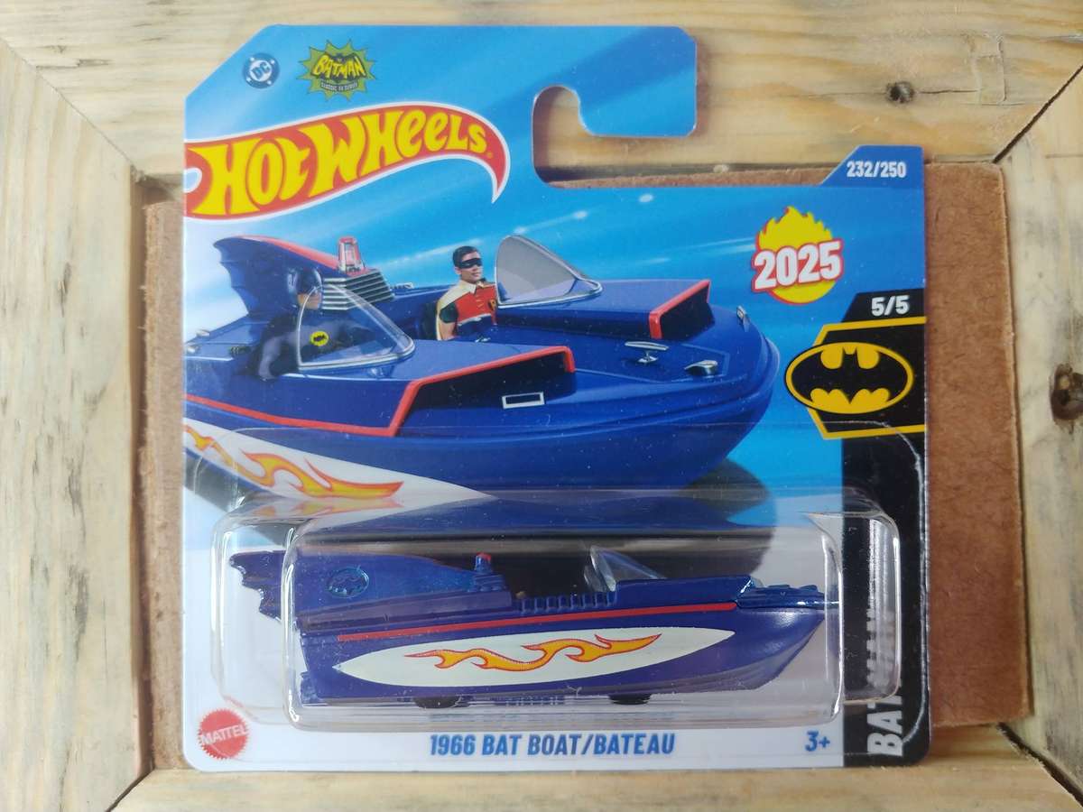 Hot Wheels - 1966 Bat Boat/Bateau 2025