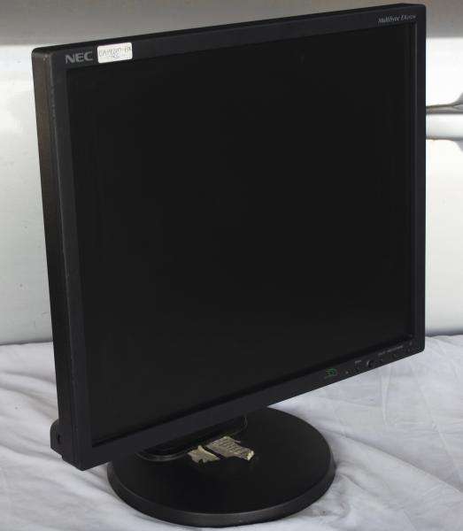 Nec  lcd / monitor, model ea192m-bk, 19` inch, vga, dvi, display port, speakers