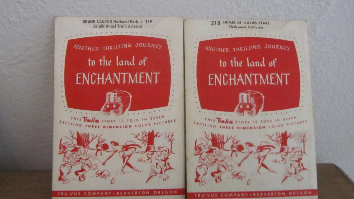 Vintage Tru-Vue 3 Dimension Viewer with 14 Picture Stories Cards - 1950's / 1960's