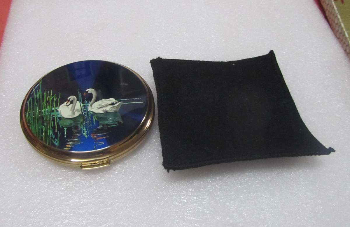 Vintage Stratton Swan Powder Compact and Lipstick Holder - unused