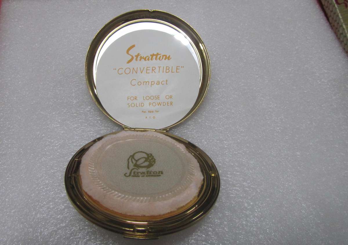 Vintage Stratton Swan Powder Compact and Lipstick Holder - unused