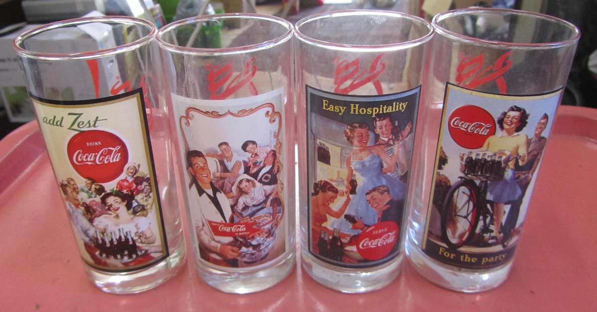 Coca Cola Coke Drinking Glasses Set - Replica of Vintage Advertisements