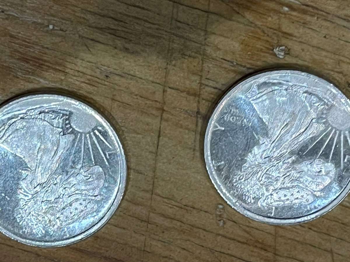 1/10th troy ounce .999 silver Walking Liberty  rounds x 2 coins