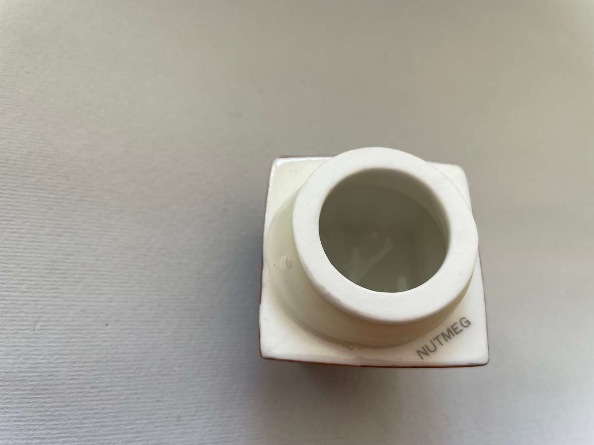 Lennox Spice Village: Nutmeg