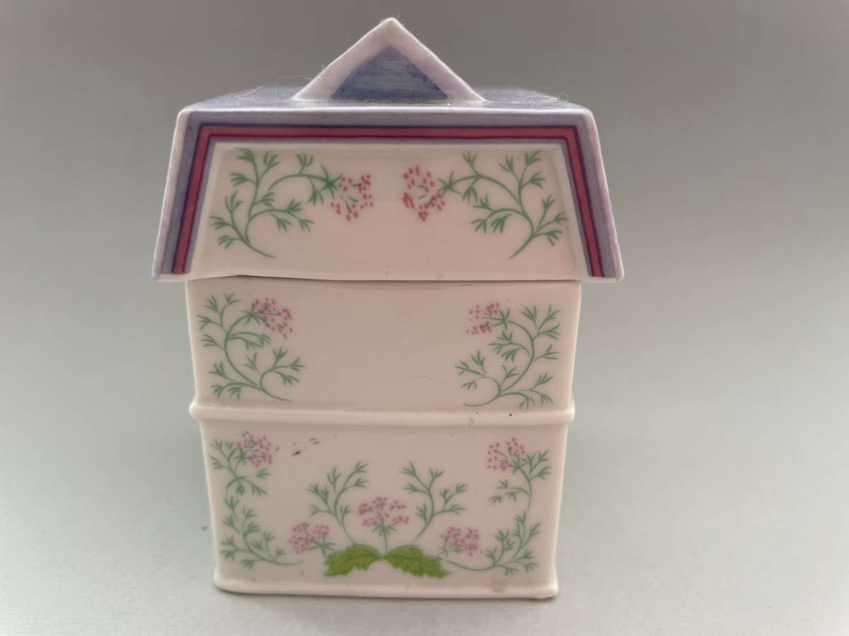 Lennox spice village: Coriander