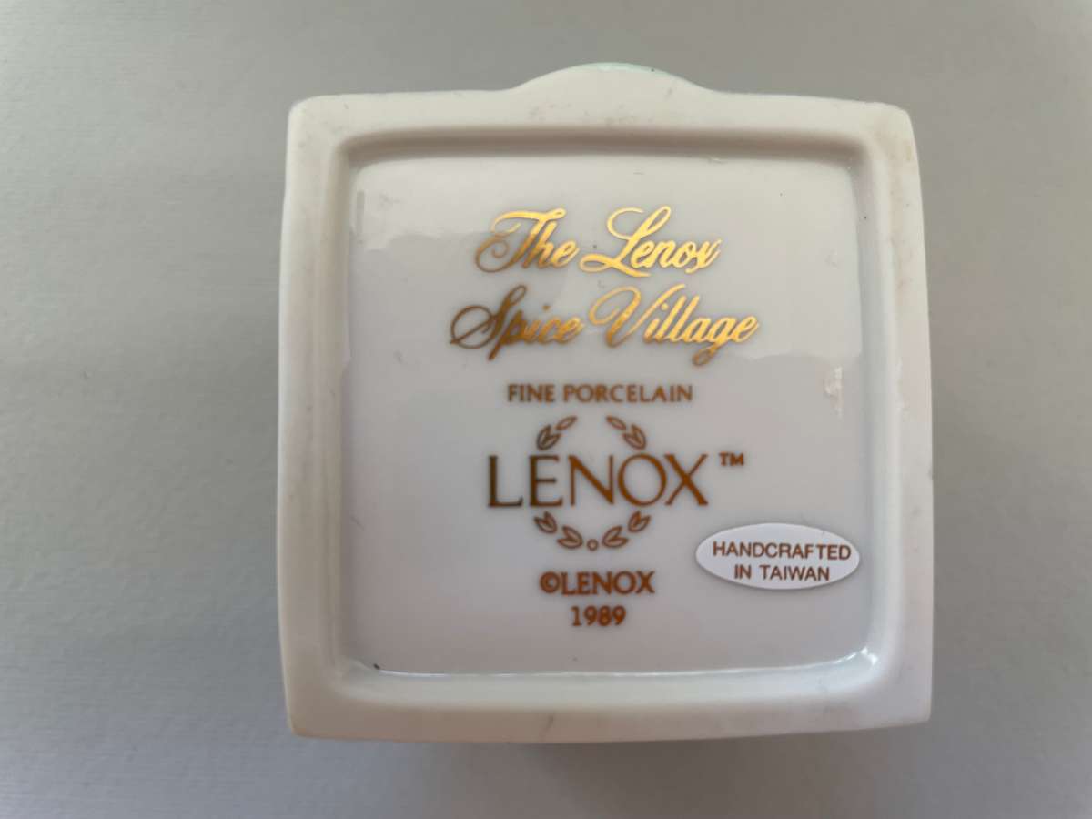 Lennox Spice Village: Mustard