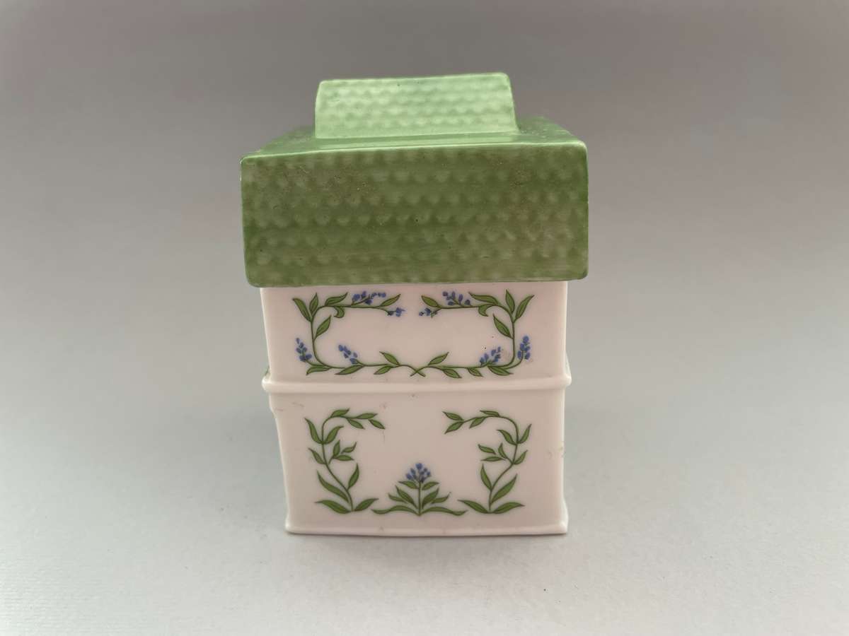 Lennox Spice Village: Tarragon