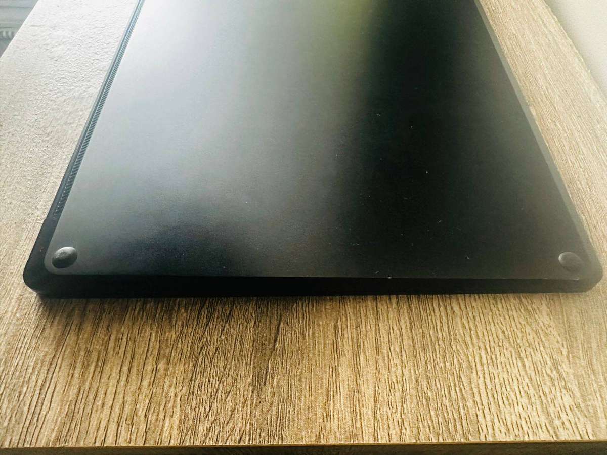 Microsoft Surface Laptop 5 i7 32GB RAM 512GB SSD Black