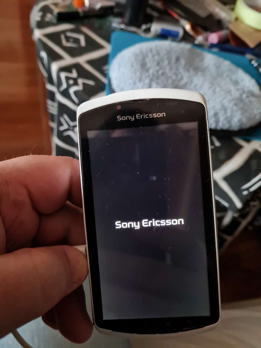 Sony PlayStation Phone Xperia R800i untested