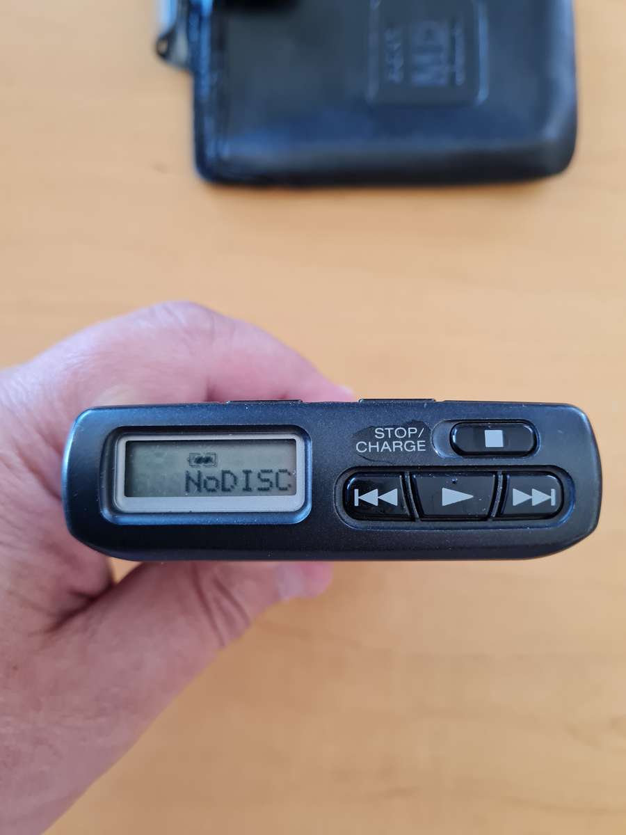 Sony minidisc Walkman powers on untested
