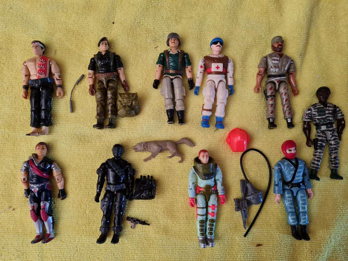 Lot of gi joes