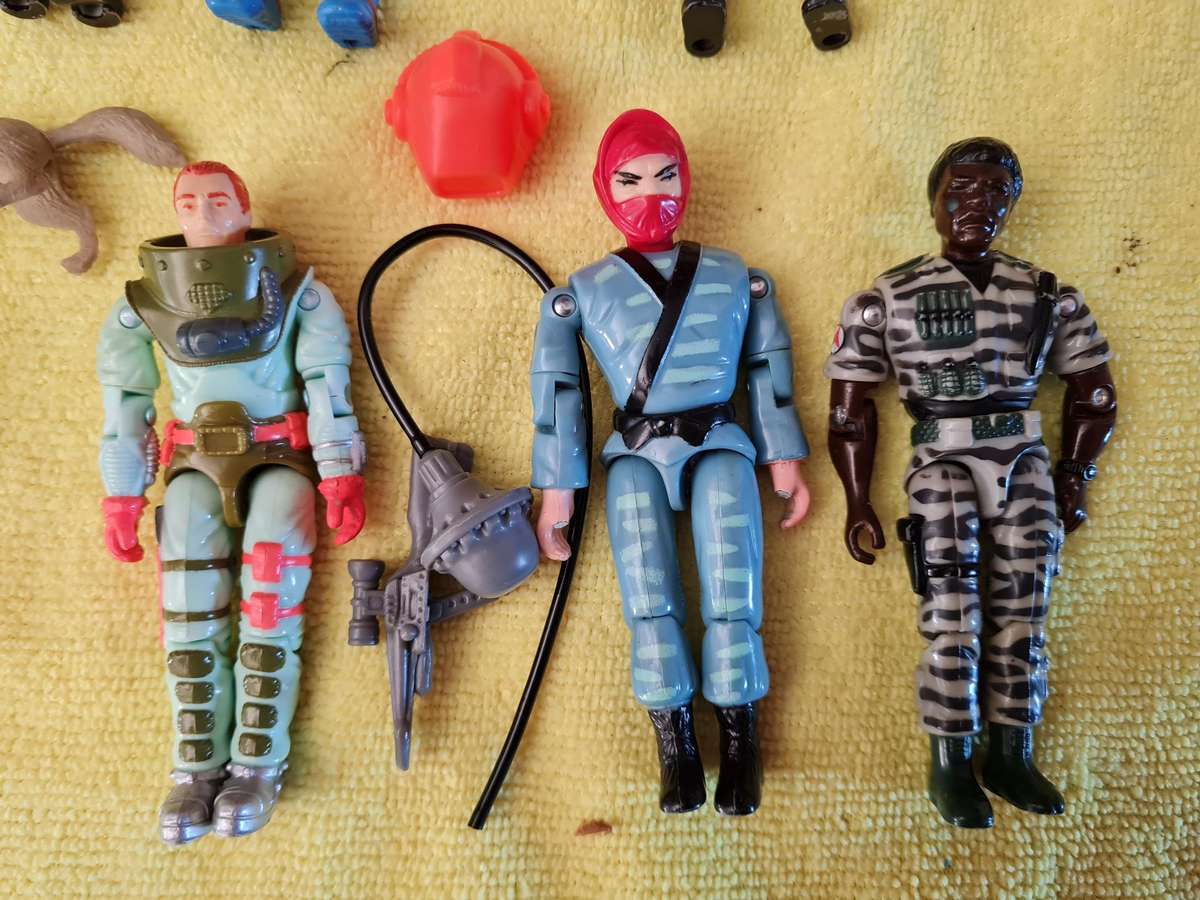 Lot of gi joes