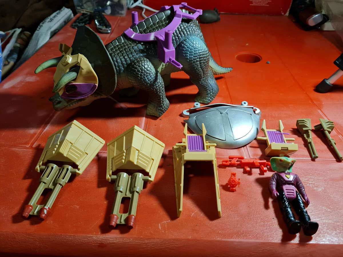 Vintage Dino riders toy untested