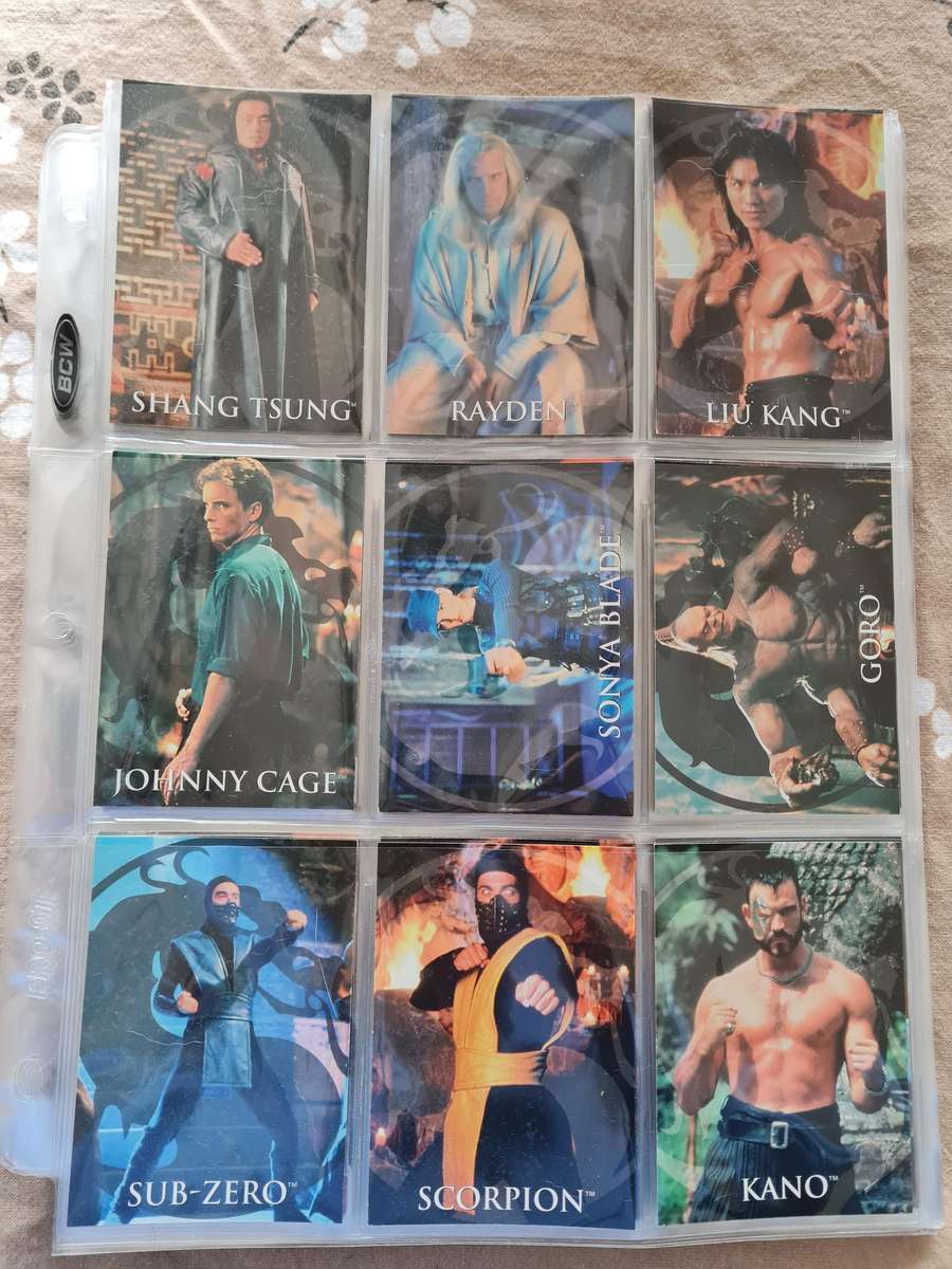 Lot of 126 mortal kombat cards