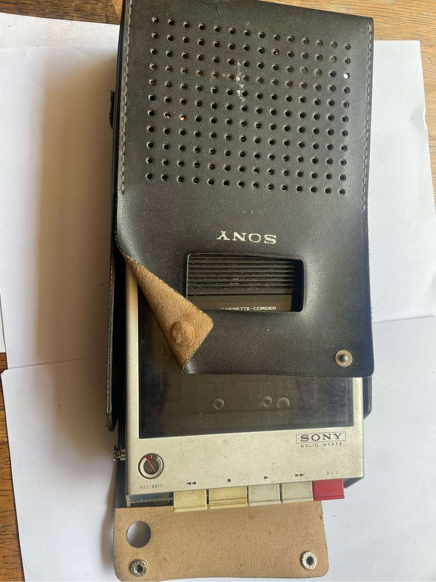 Sony TC-110 Solid State Tape Recorder Casette- Player, Made In Japan , 70s